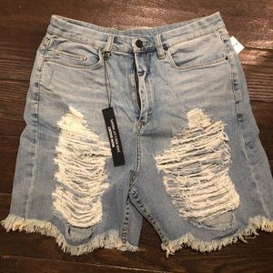 Blank NYC Destroyed High Rise Mum Shorts